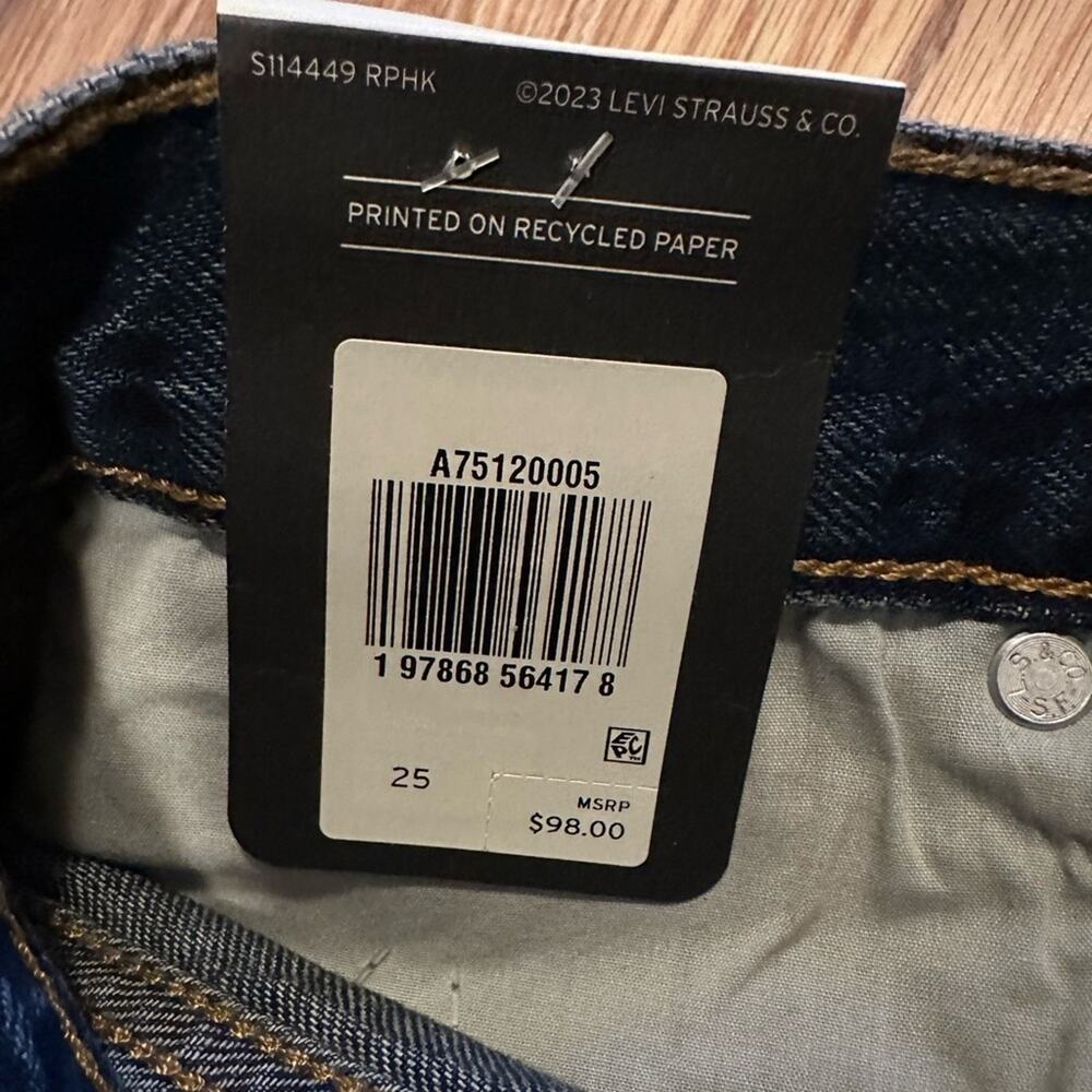 Levis Blue Denim Maxi Skirt size 25 slit in front - Picture 8 of 8